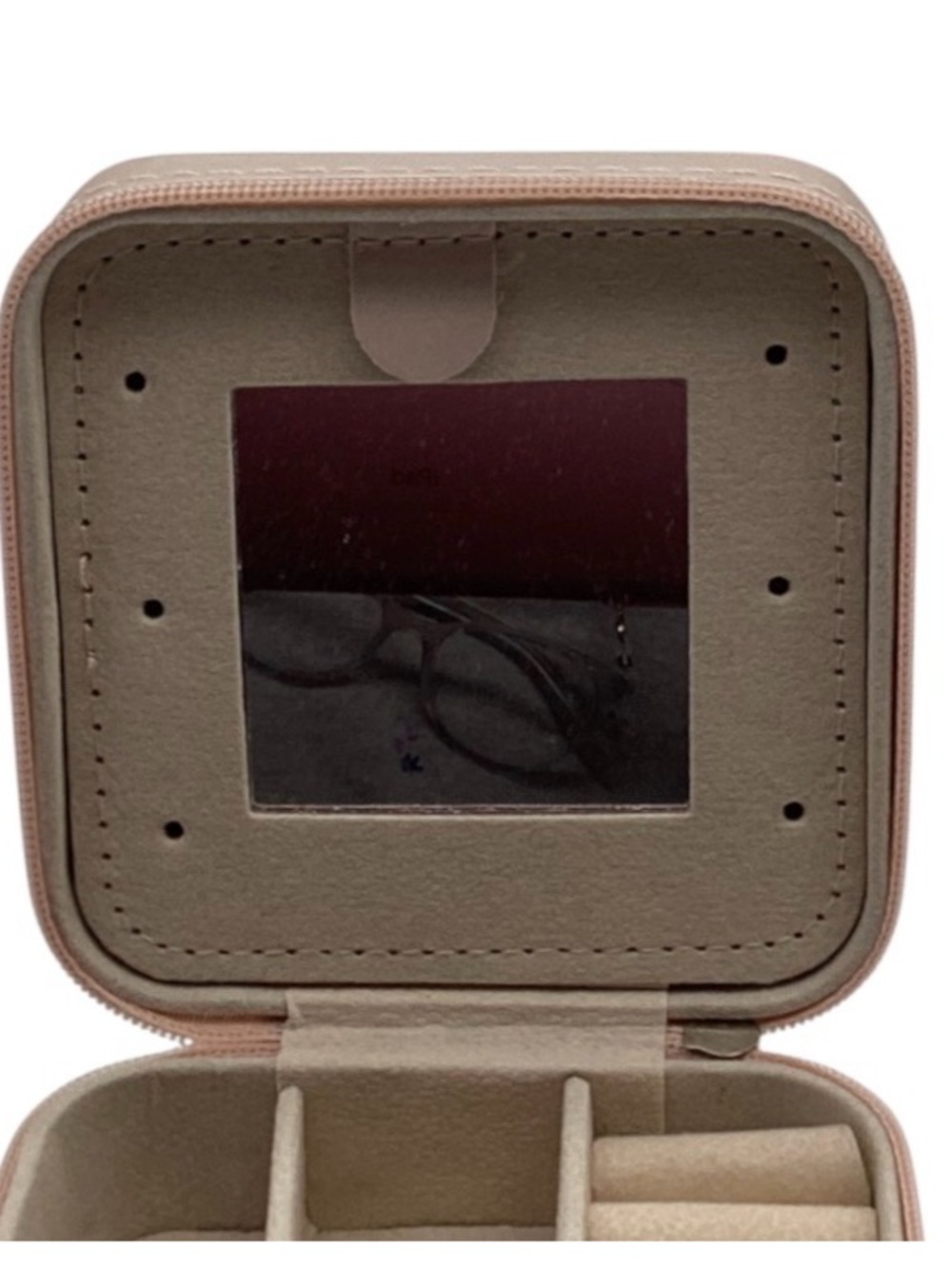 Jewelry Traveling Case (Light Pink) (NWT) - Picture 11 of 16